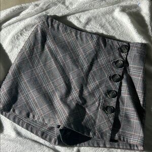 Plaid Button-Detail Women's Skirt